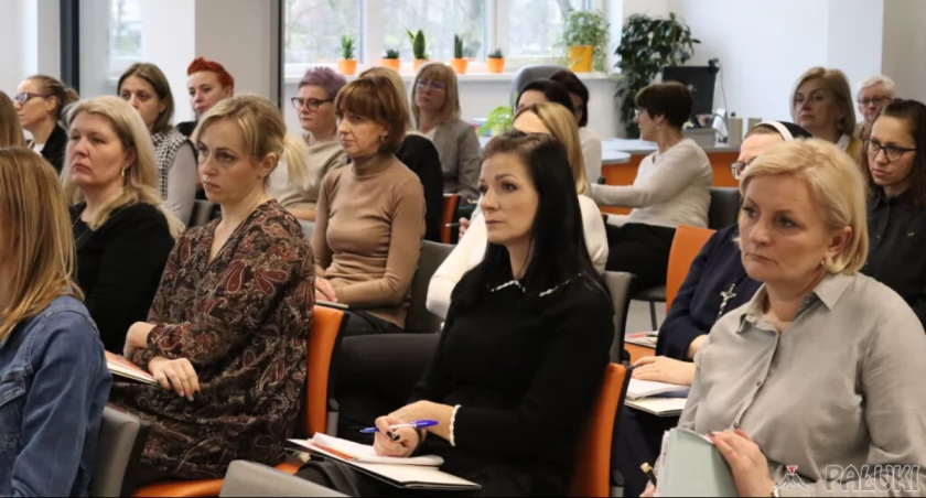 W szkoleniu wzięło udział ponad 40 nauczycieli, pedagogów i specjalistów ze szkół i placówek oświatowych powiatu mogileńskiego fot. Paweł Lachowicz