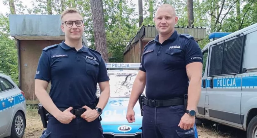 Sierżanci Marcin Grobelny i Kamil Szmatuła   fot. KPP w Mogilnie