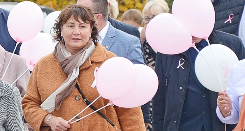 Działaczka mogileńskiej lewicy Tatiana Urban na Marszu Różowej Wstążki w Mogilnie   fot. arch. Pałuk