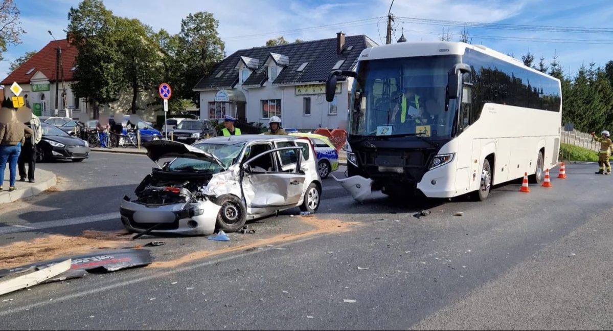Do zdarzenia doszło w godzinach popołudniowych w centrum Dąbrowy fot. JRG Mogilno
