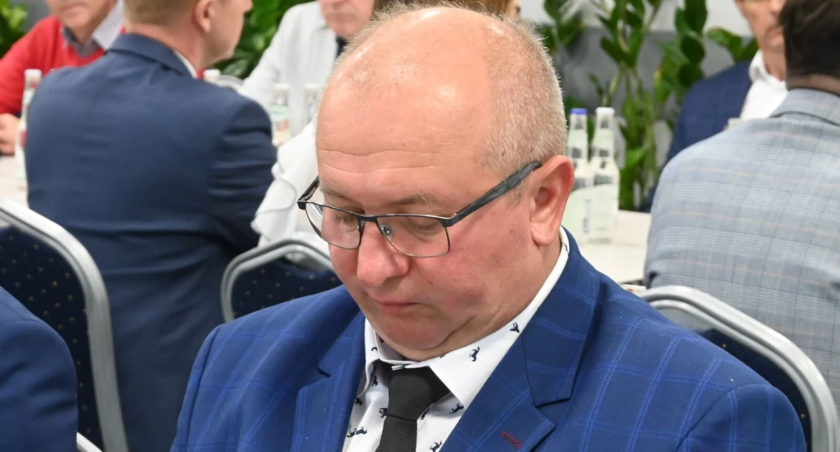 Propozycja radnego Sławomira Wójcika, by obniżyć podatek rolny do kwoty 71 zł zyskał aprobatę radnych fot. Magdalena Lachowicz