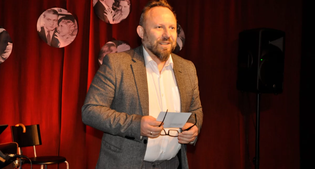 Były dyrektor Domu Kultury w Trzemesznie Mariusz Zieliński wygrał proces (wyrok nie jest prawomocny) w WSA w Poznaniu przeciwko burmistrzowi Kacprowi Lipińskiemu fot. Magdalena Lachowicz
