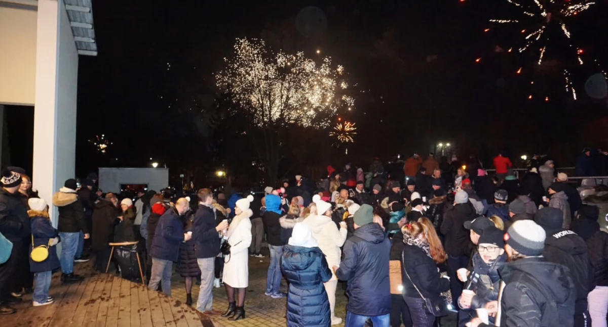 Sylwester 2024 Roku w mogileńskim parku   fot. Marek Holak