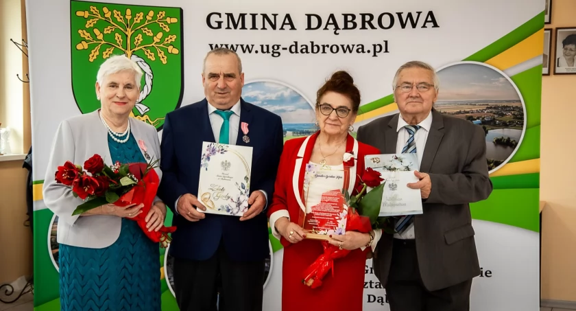 Od lewej: Grażyna i Eugeniusz Pawlikowscy z Mierucinka oraz Danuta i Gordian Kuss ze Szczepanowa   fot. Sebastian Lachowicz