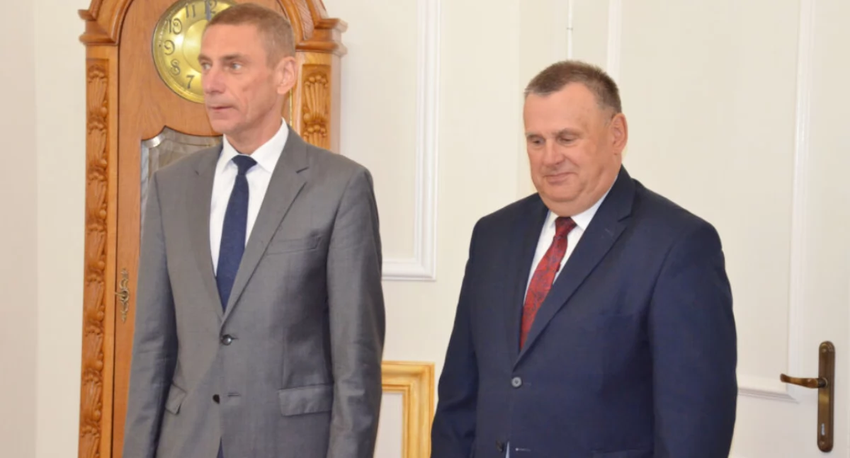 Burmistrz Leszek Duszyński i przewodniczący Rady Miejskiej Paweł Molenda w poprzedniej kadencji Rady Miejskiej   fot. Paweł Lachowicz