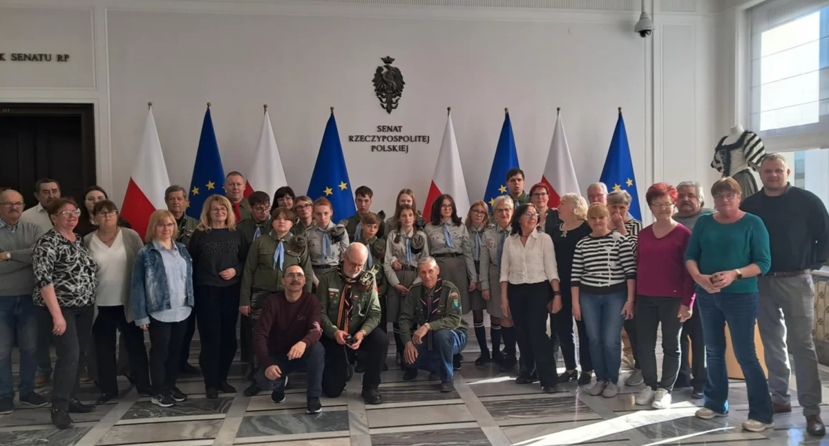 Uczestnicy wycieczki w Senacie RP fot. nadesłane