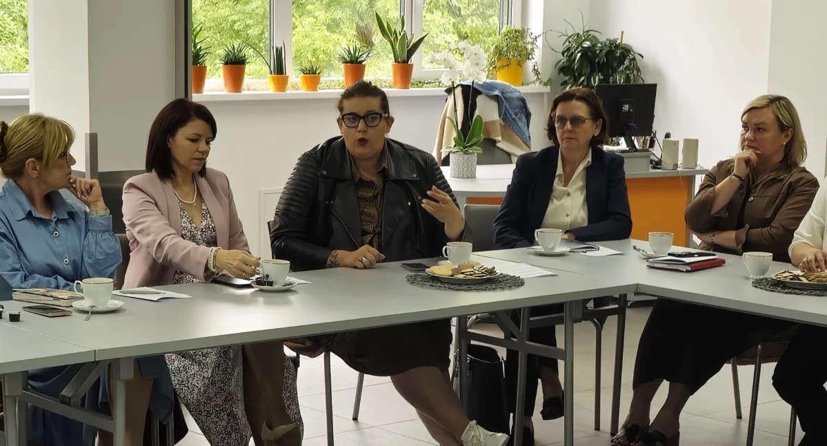 W szkoleniu uczestniczyli dyrektorzy szkół i placówek z terenu powiatu mogileńskiego oraz zarządzający gminną i powiatową oświatą fot. Paweł Lachowicz