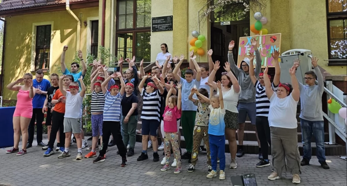 Integralną częścią pikniku były występy artystyczne uczniów i przedszkolaków fot. nadesłane  