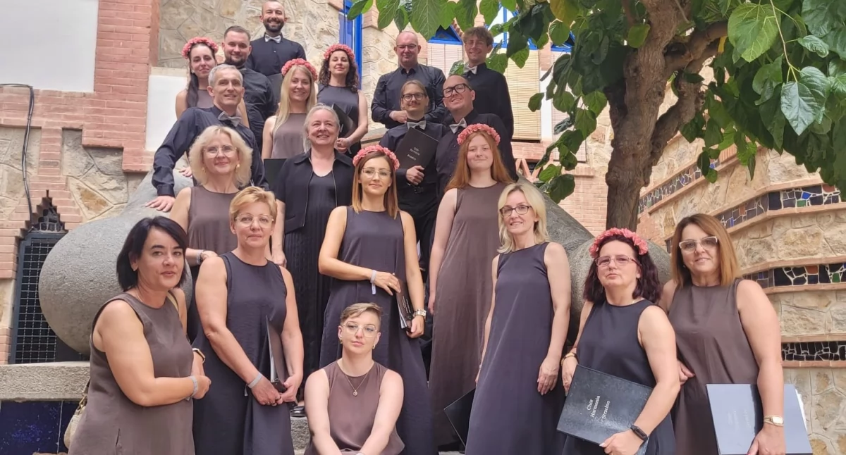 Strzeleńscy chórzyści podczas pobytu na XIV Międzynarodowym Konkursie i Festiwalu Chóralnym im. Pau Casalsa Canco Mediterrania w Lloret de Mar fot. nadesłane