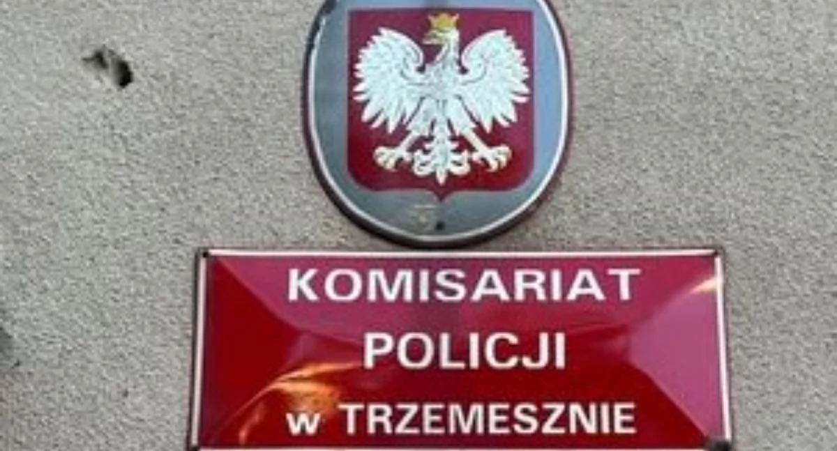 Historie kryminalne, Halloweenowy żart letniej dziewczynki centymetrowy wkręt batoniku - zdjęcie, fotografia