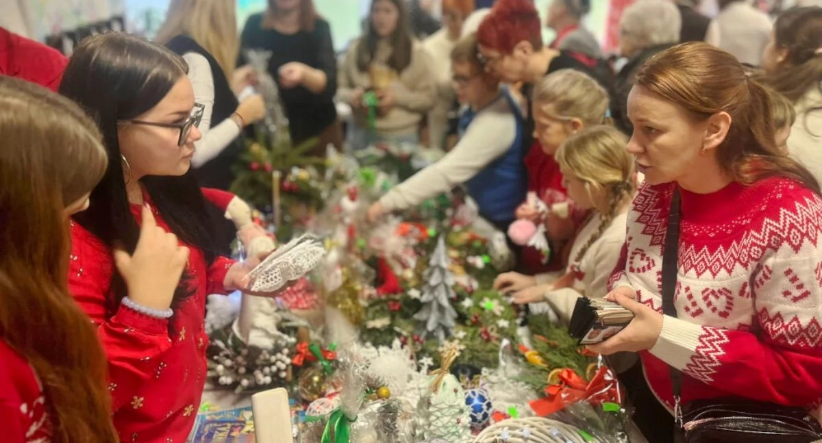 Festyny, pikniki, imprezy, Wigilia Kujawach  XIII Gminna Wystawa Ozdób Świątecznych Markowicach (zdjęcia) - zdjęcie, fotografia