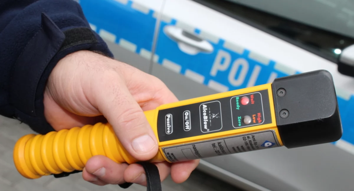 Z policyjnego notesu, Trzech pijanych kierowca rowerzysta motorowerzysta - zdjęcie, fotografia