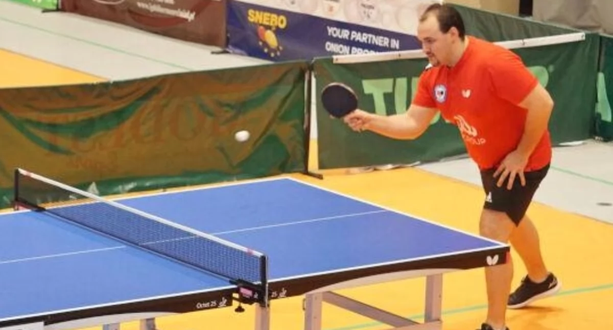 Tenis stołowy, Tenisiści stołowi Pogoń Mogilno przegrali Ostródzianką Ostróda - zdjęcie, fotografia