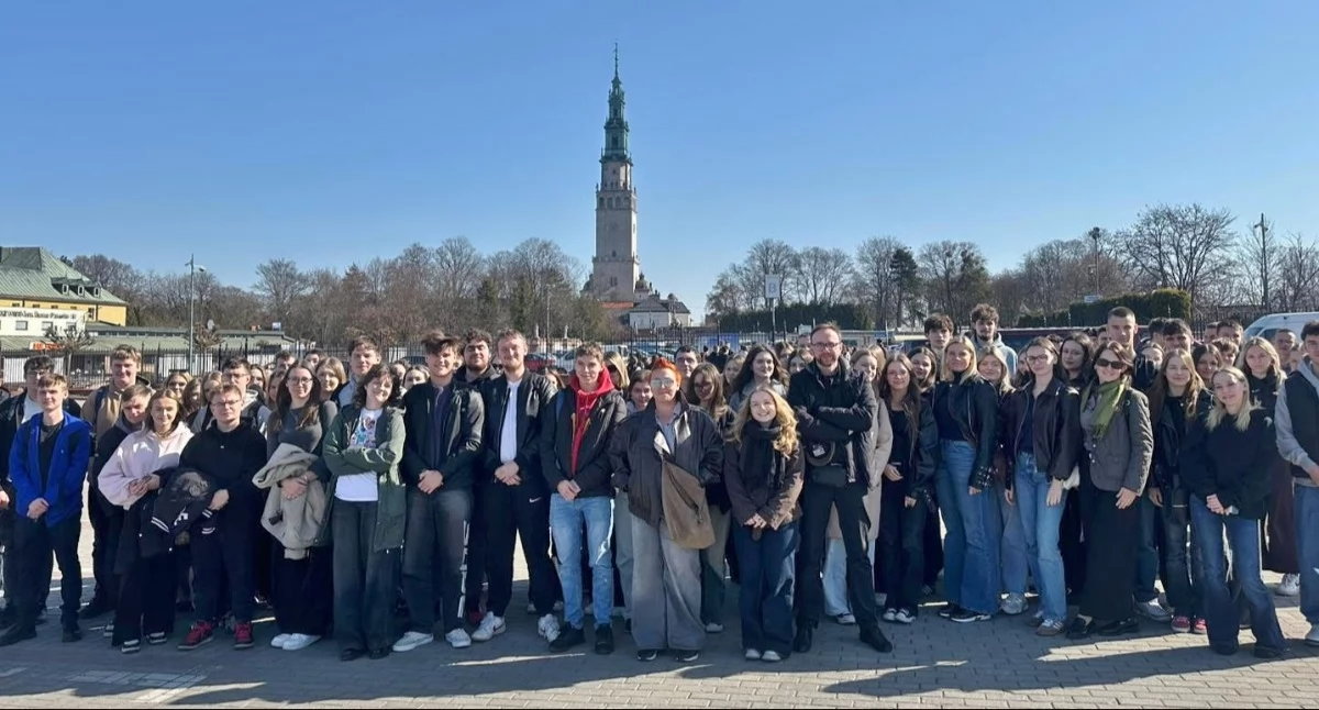 Szkoły, przedszkola, nauka, Pielgrzymka maturzystów Zespołu Szkół Mogilnie - zdjęcie, fotografia