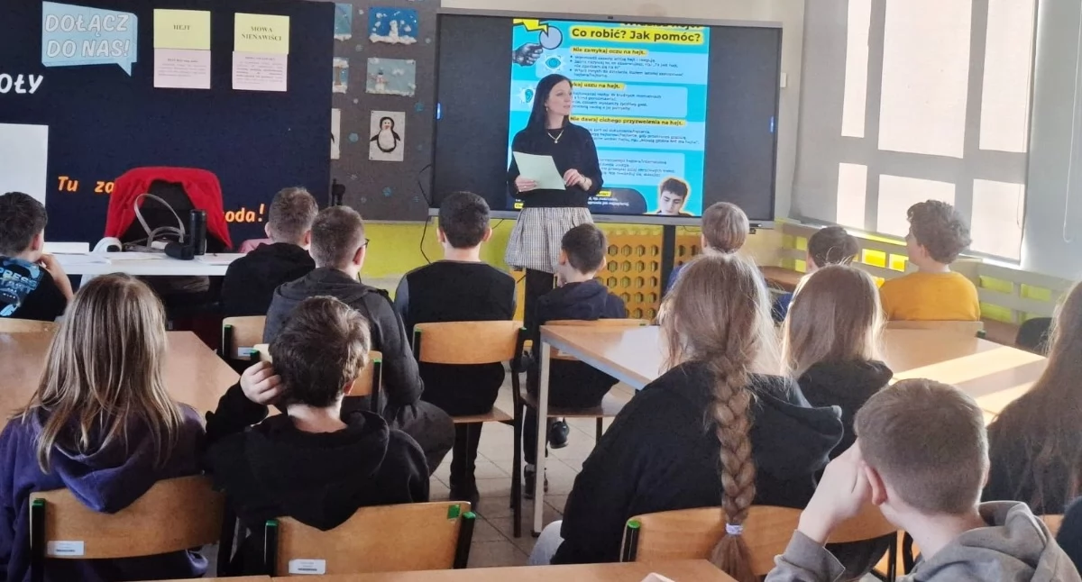 Szkoły, przedszkola, nauka, szkole sieci działania profilaktyczne Poradni Psychologiczno Pedagogicznej wśród młodzieży (zdjęcia) - zdjęcie, fotografia