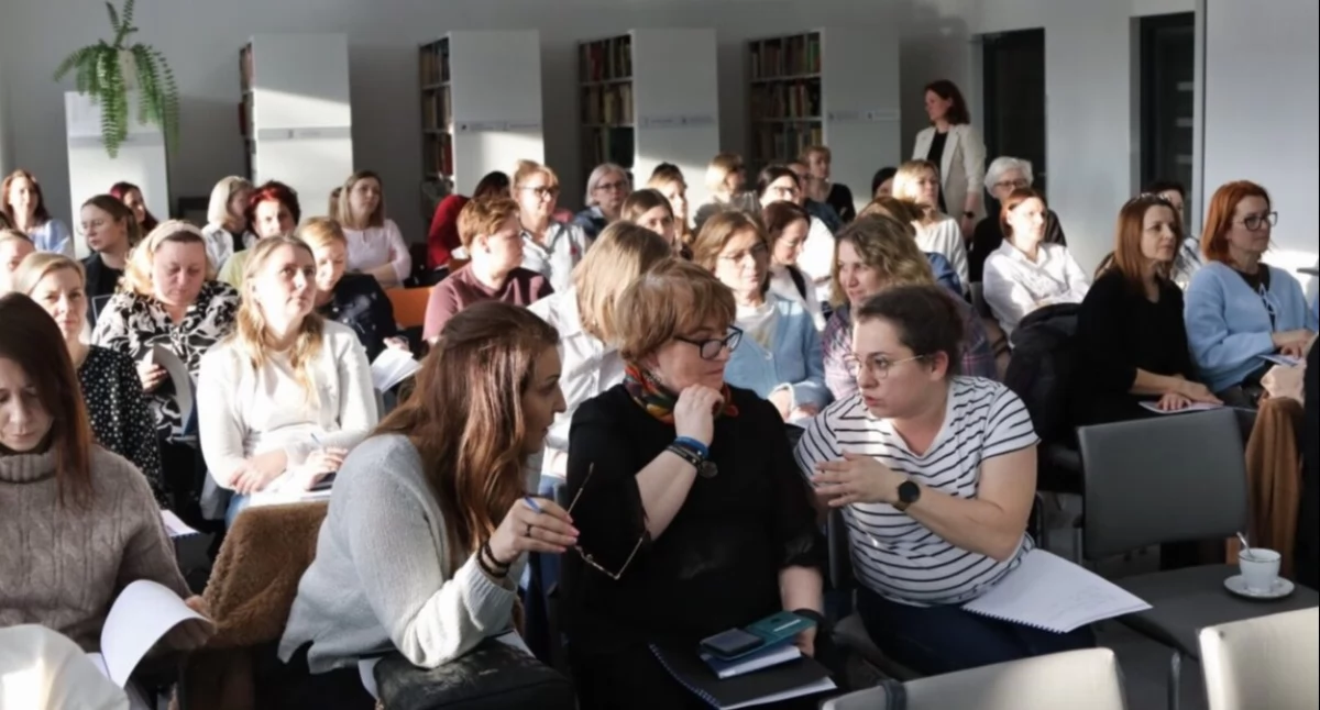 Szkoły, przedszkola, nauka, Skrining rozwoju małego dziecka Poradnia Psychologiczno Pedagogiczna Mogilnie szkoli nauczycieli (zdjęcia) - zdjęcie, fotografia