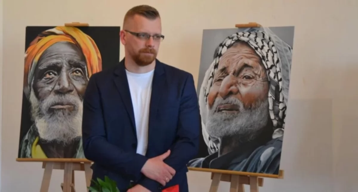 Pasja i hobby, kwietnia wystawa Łukasza Stopczyńskiego Kultury Trzemesznie - zdjęcie, fotografia