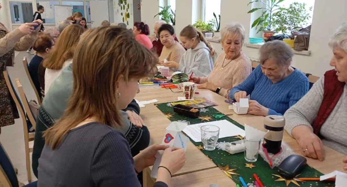 Inwestycje, instytucje, praca • , Trzemesznie powstaje Centrum Wsparcia Seniora - zdjęcie, fotografia