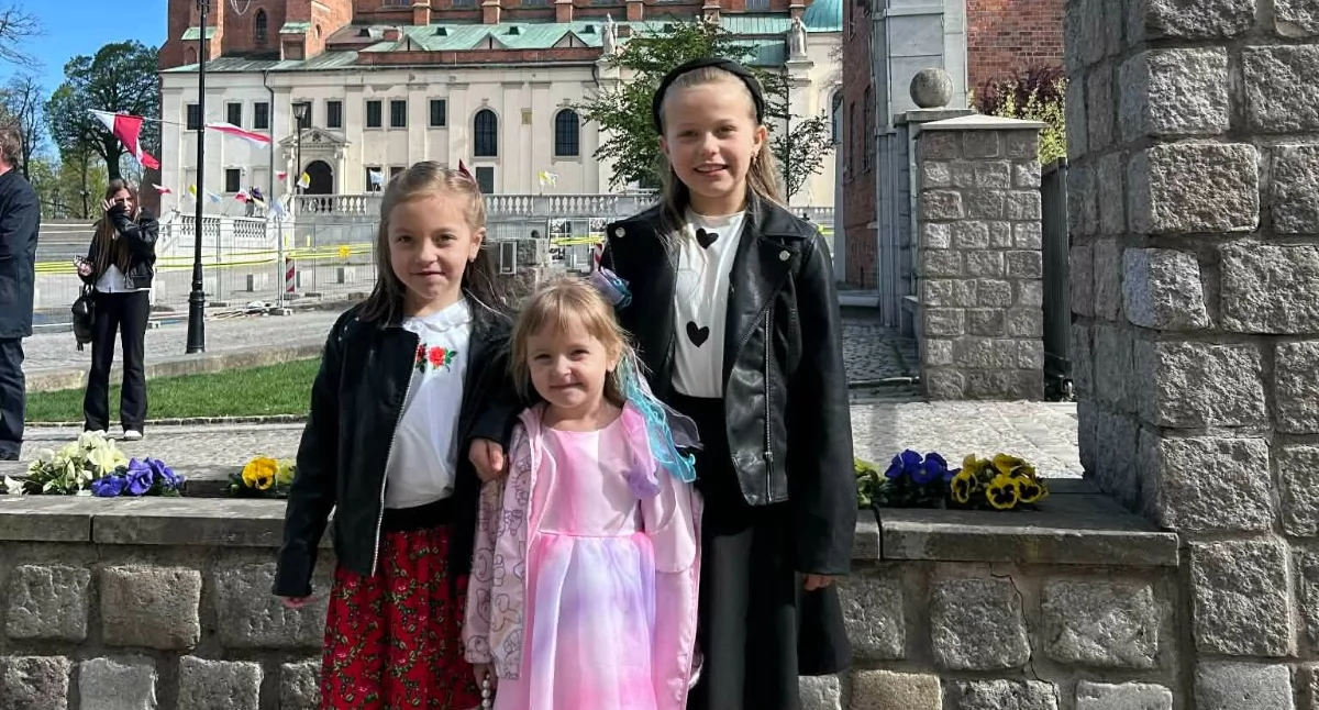 Szkoły, przedszkola, nauka, Archidiecezjalny konkurs świętym Wojciechu nagrodzeni uczniowie Słowikowie (zdjęcia) - zdjęcie, fotografia