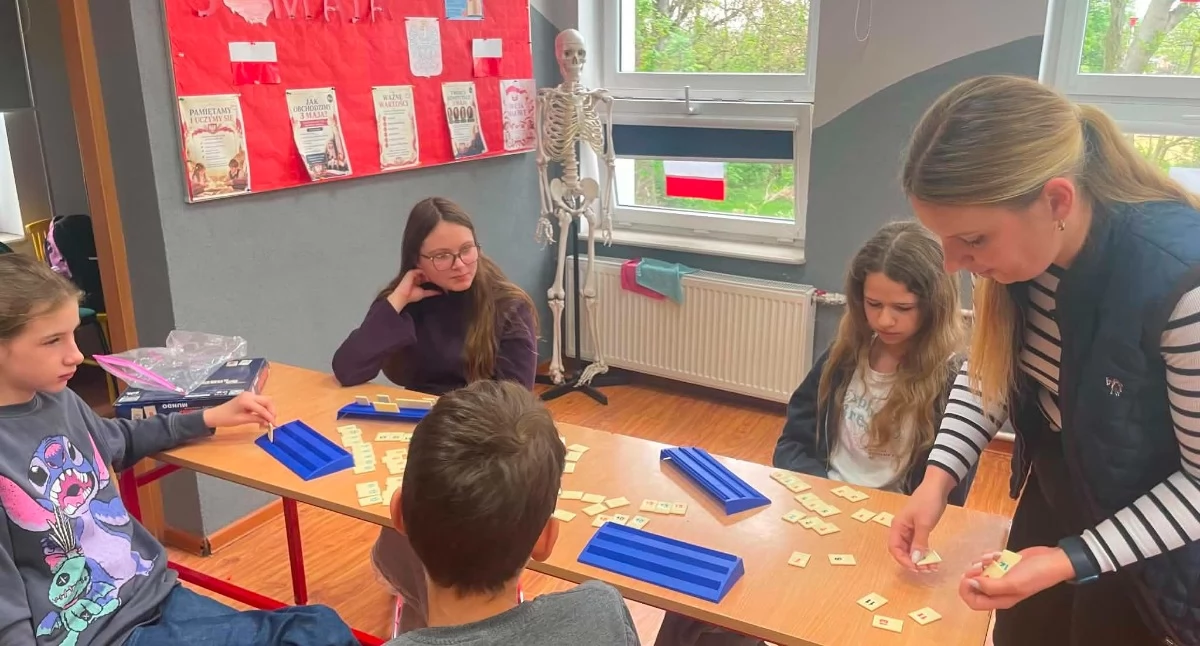 Szkoły, przedszkola, nauka, Szkolny Konkurs Rummikub Słowikowie (zdjęcia) - zdjęcie, fotografia