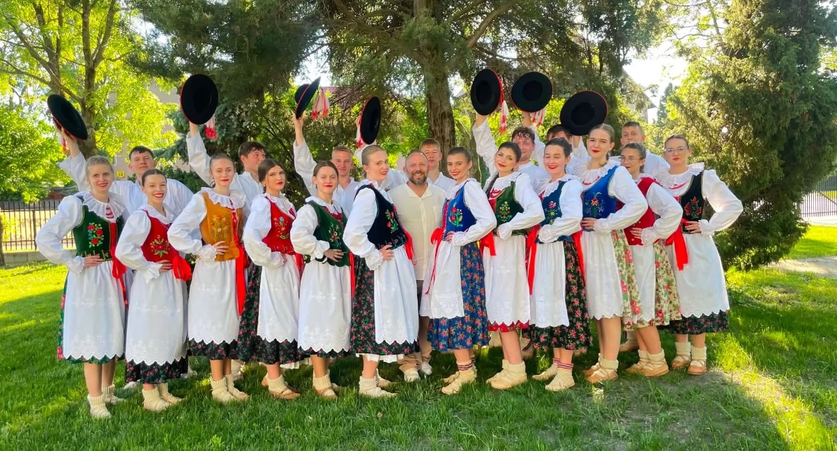 Festyny, pikniki, imprezy, Sukces Białych Kujaw Bielic Festiwalu Kultury Ludowej amfiteatrze EsTeDe Gnieźnie (zdjęcia) - zdjęcie, fotografia