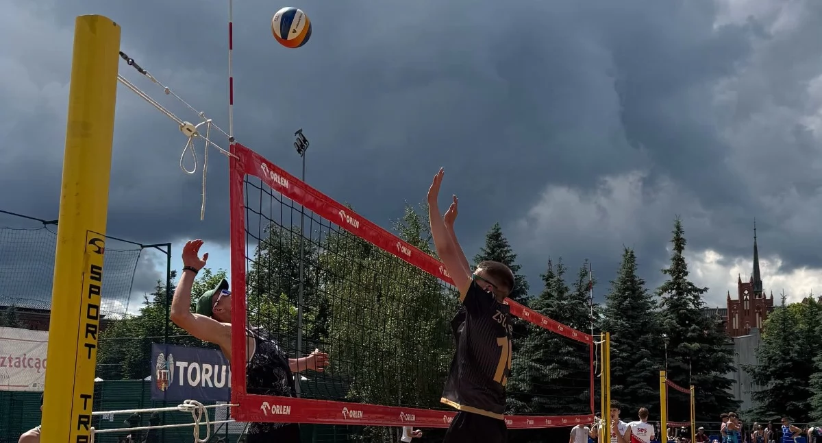 Siatkówka, Piłka plażowa chłopców Bielicach pokazali dobrej strony (zdjęcia) - zdjęcie, fotografia