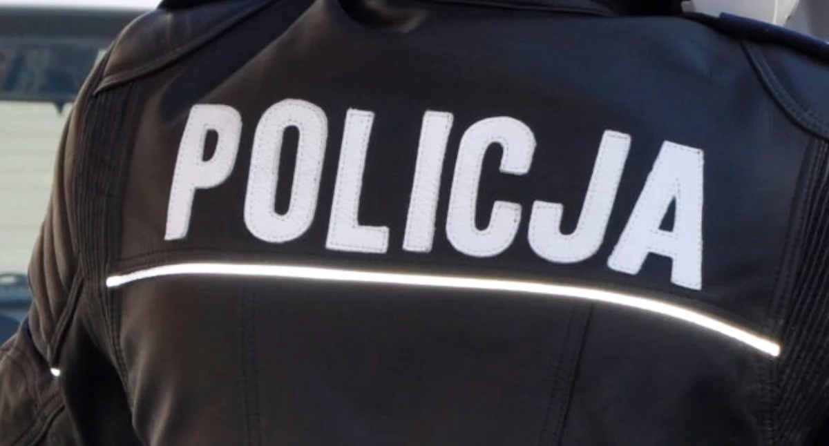 Historie kryminalne, Mogilnie latka ugryzła policjantkę rękę Przyjezierzu latek dusił policjanta - zdjęcie, fotografia