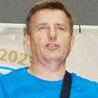 Adam Kinowski, tenis na wózkach, Mogilno. Uprawia tenis ziemny i tenis stołowy na...