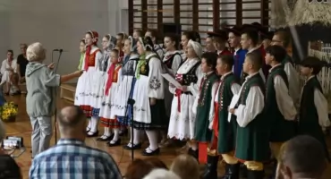 Współzałożycielka 