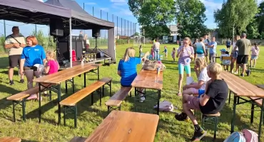 Piknik integracyjny w Niewolnie - sport, rekreacja, integracja (zdjęcia)