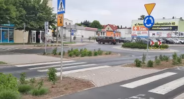 Gmina ma na przebudowę ulicy Hallera - 2,5 miliona zł. Tymczasem oferty firm oscylują od 4,8 do 5,6 miliona zł