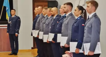 Święto Policji w Mogilnie - awanse na wyższe stopnie (zdjęcia)