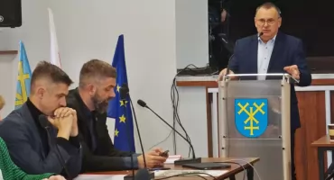 [ZDJĘCIA] Deklarują miłość do Mogilna, a w tle mocne personalne ciosy. Paweł Molenda apeluje o opamiętanie